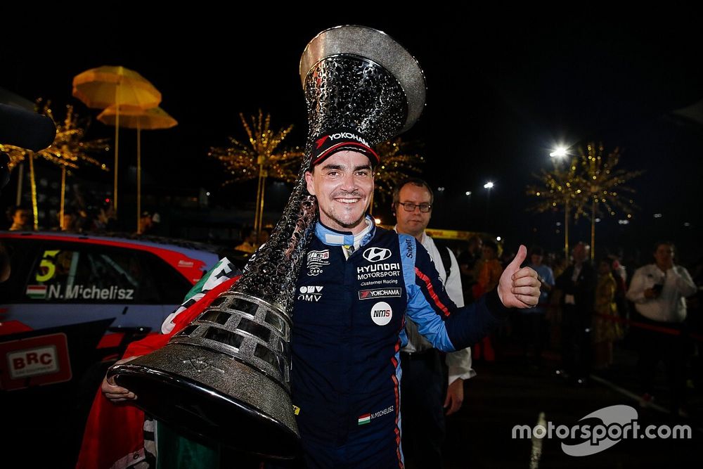 Egy hétvégén fog versenyezni Michelisz és Kiss Norbert a Hungaroringen!