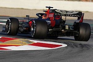 Simán és jól fut a Red Bull-Honda: jó hírek Albontól
