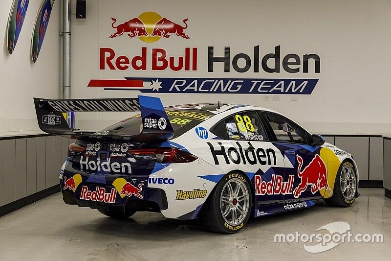 Teams and drivers react to Holden demise