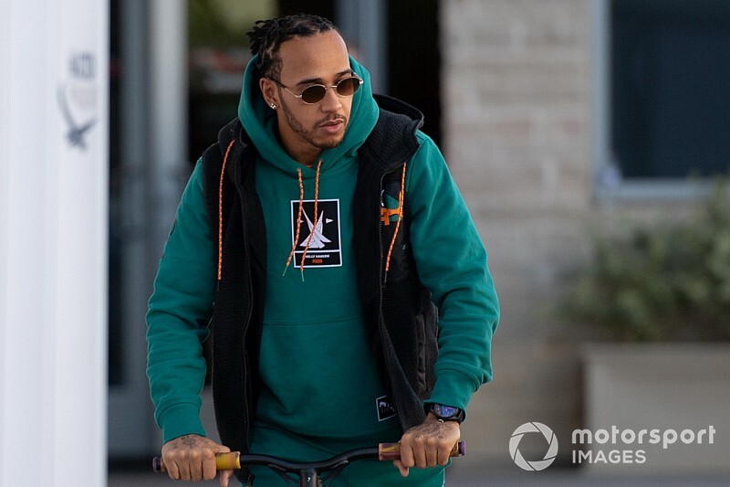 Hamilton, kariyerini Mercedes'te bitirmeyi hedefliyor