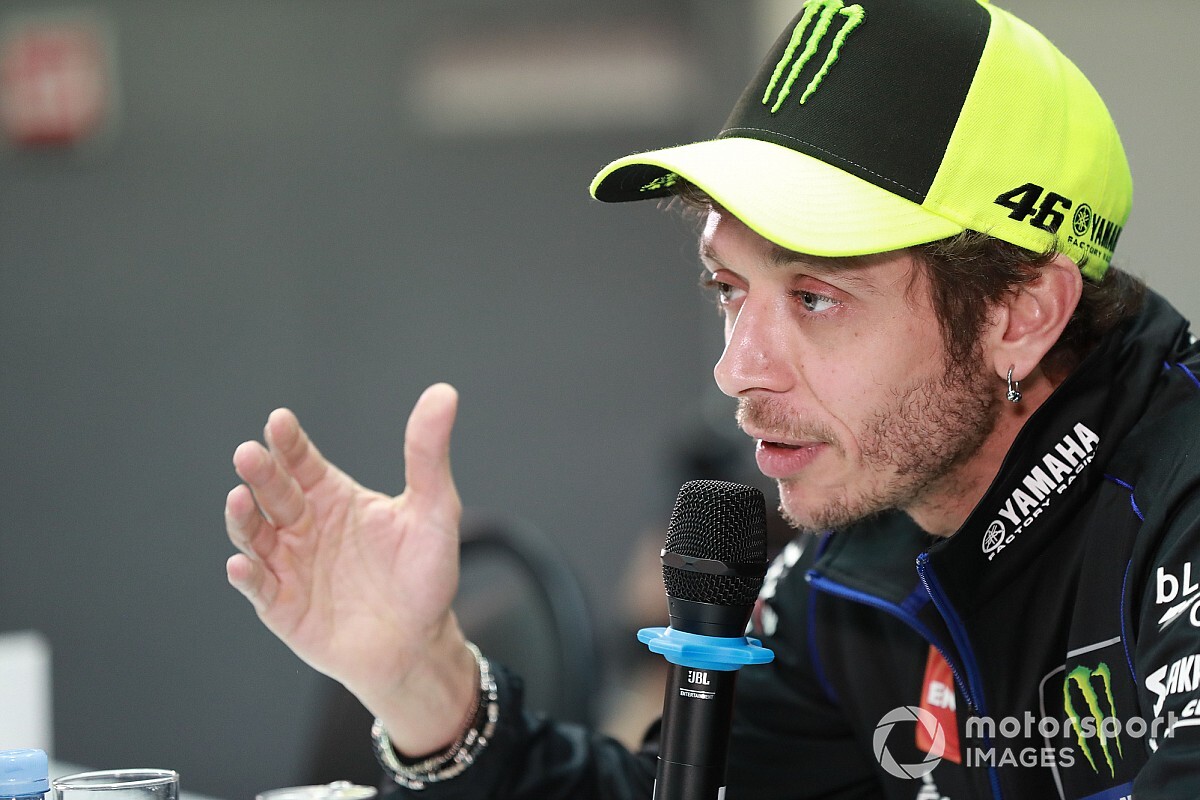 Rossi: "fundamental" correr en 2020 para el futuro de MotoGP