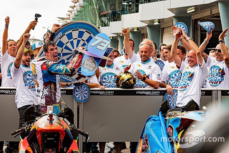 Alex Márquez se proclama campeón del mundo de Moto2 en Malasia