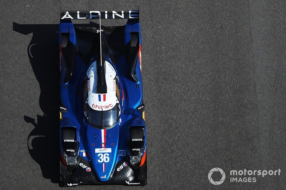 #36 Signatech Alpine Elf Alpine A470: Thomas Laurent, Andre Negrao, Pierre Ragues 