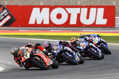 Fotogallery SBK: le foto più belle del weekend di Villicum