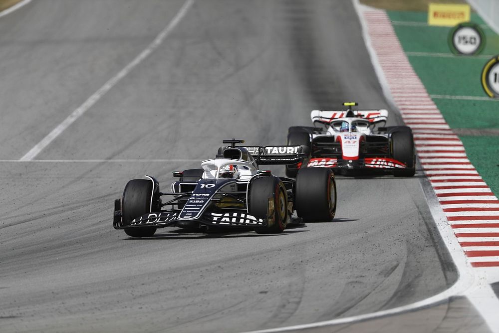 Gasly a "sitting duck" after Turn 1 damage from unseen Ocon clash