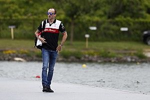 Alfa Romeo Pertimbangkan Beri Peran Baru untuk Robert Kubica