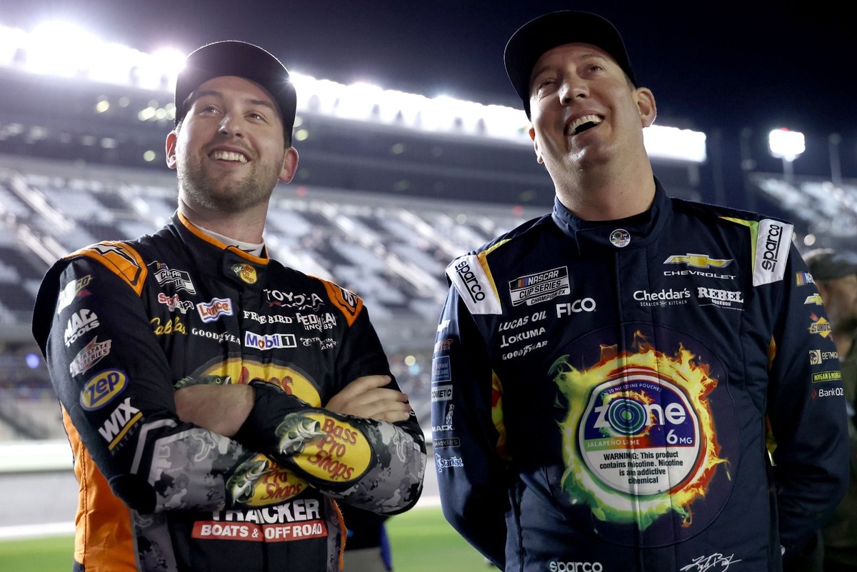 Seven NASCAR Cup stars to take part in Bristol Truck race