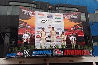 F4/SEA Sentul: Kahia juara Race 5, Presley Martono kembali naik podium