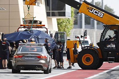 Hamilton volt a leggyorsabb a „döcögős” bahreini tesztnapon