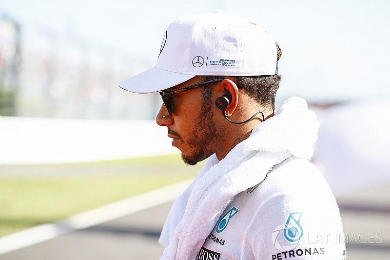 Debate em reunião e crise da Ferrari marcam declarações da F1