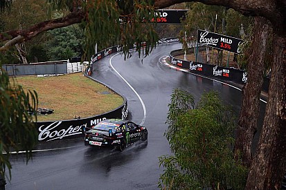 Bathurst 1000: Prodrive leads, McLaughlin out of the race