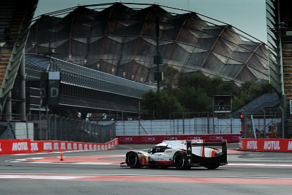 Porsche repite el doblete en los segundos libres en México