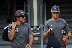 Felére csökkenhet Alonso fizetése a McLarennél