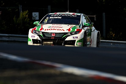 Vila Real, le prime caotiche libere sono di Michelisz