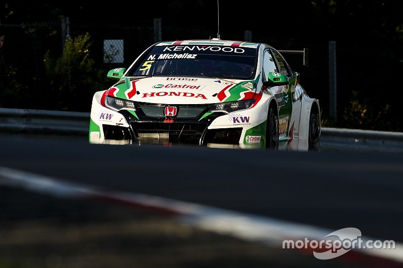 "Utcai harcra" készül a Honda WTCC-s csapata Portugáliában