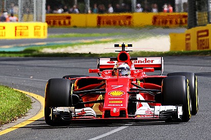 Fotogallery: le prove libere del venerdì australiano della Ferrari