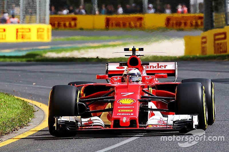Fotogallery: le prove libere del venerdì australiano della Ferrari