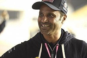 Nasser Al-Attiyah all'Acropolis Rally con una Ford Fiesta R5