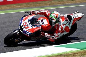 Michele Pirro in sella alla terza Ducati ufficiale al GP di Misano
