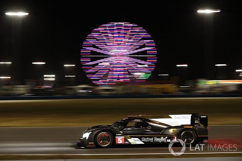 Daytona: Cadillac Action Express domina al caer la noche