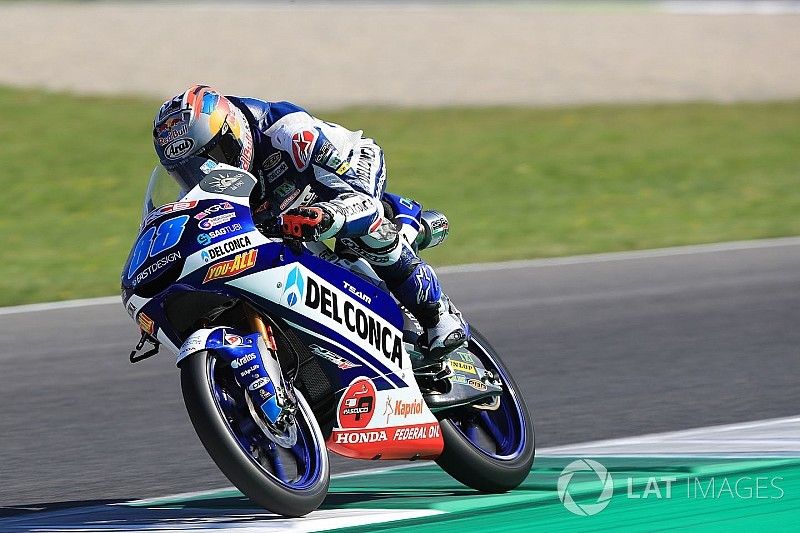 Moto3 Barcelona: Martin comfortabel aan kop in eerste training