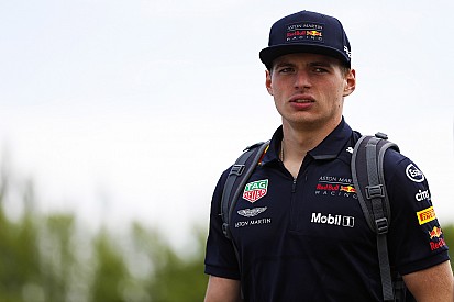 Verstappen is vragen over incidenten zat: “Nog even en ik geef iemand een kopstoot”