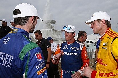 Hunter-Reay, Rossi praise Dixon for matching Andretti win tally