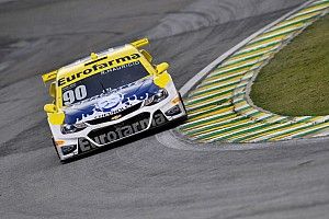 Maurício supera Serra por 0s006 e é pole em Interlagos