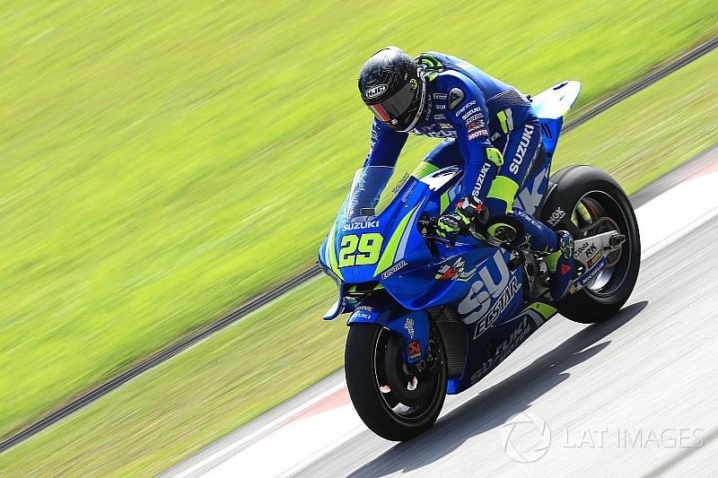 Kesulitan pada hari pertama, Iannone tetap positif
