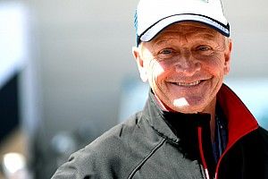 Schwantz a proposé son aide à Suzuki, "mais pas à plein temps"