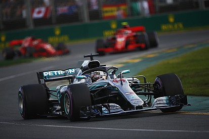Керівник Mercedes пояснив поразку Хемілтона помилкою в системі