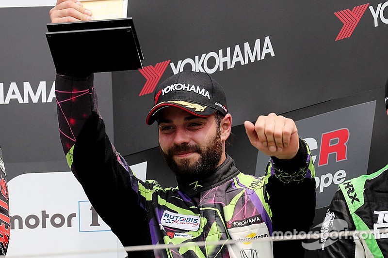 Stefano Comini lancia la TCR Europe Academy: "Facciamo crescere i piloti del futuro"