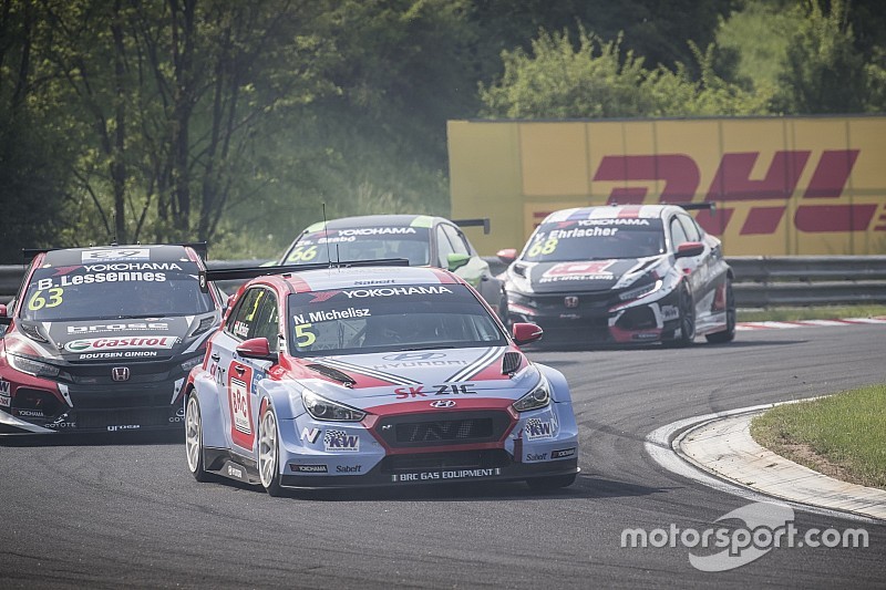 Michelisz az első kanyar után tudta, hogy oda a győzelem