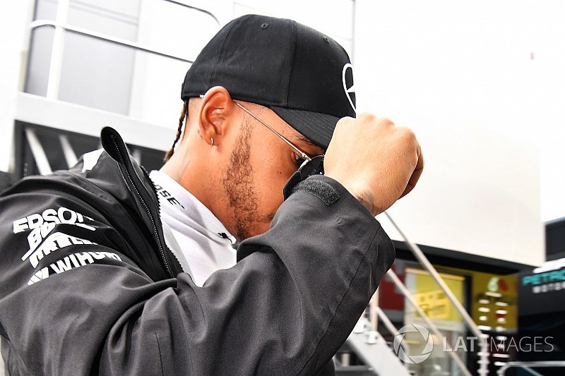 Hamilton presume en redes sociales su visita a la NASA