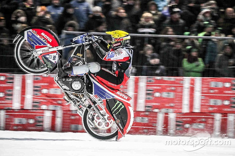 Полный «комплект»: как прошел третий этап Ice Speedway Gladiators