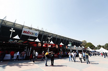La F1 va revoir son approche des produits dérivés sur les GP