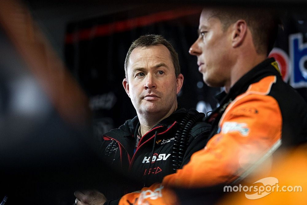 Walkinshaw splits with team principal