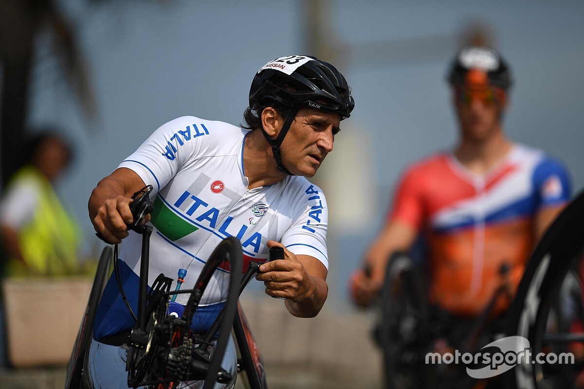 Alex Zanardi: grave incidente in handbike. E' in condizioni serie