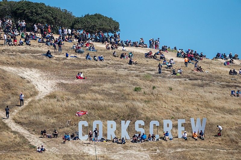 Fans in Laguna Seca