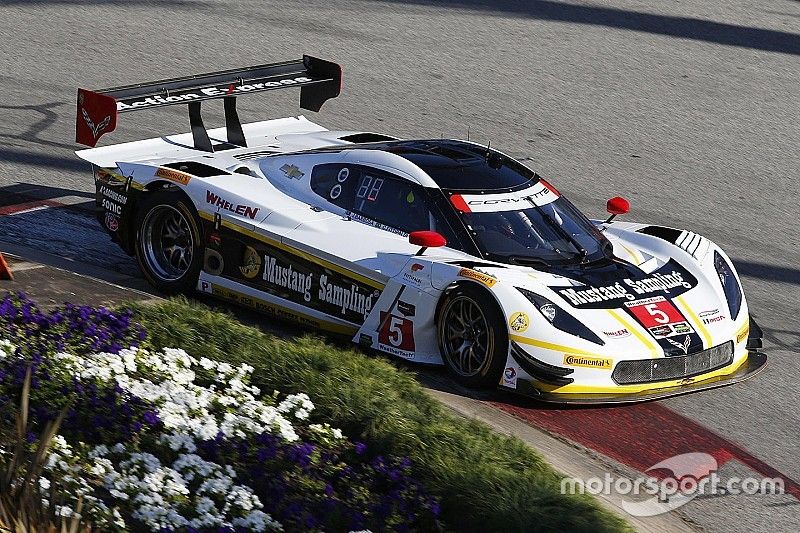 Fittipaldi adds to family history at Long Beach