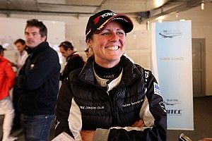 Addio a Sabine Schmitz, la "Regina del Nordschleife"