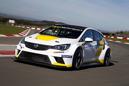Selbstversuch: Wie fährt sich der neue Opel Astra TCR?