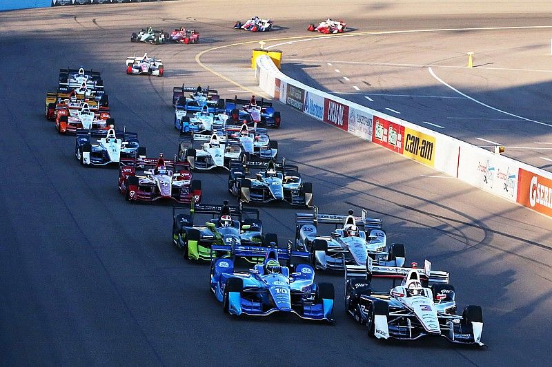 Dixon wins at Phoenix to tie Al Unser for fourth on all-time list