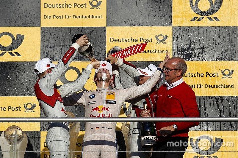 Podium: Champion Marco Wittmann, BMW Team RMG, BMW M4 DTM celebrate with champagne