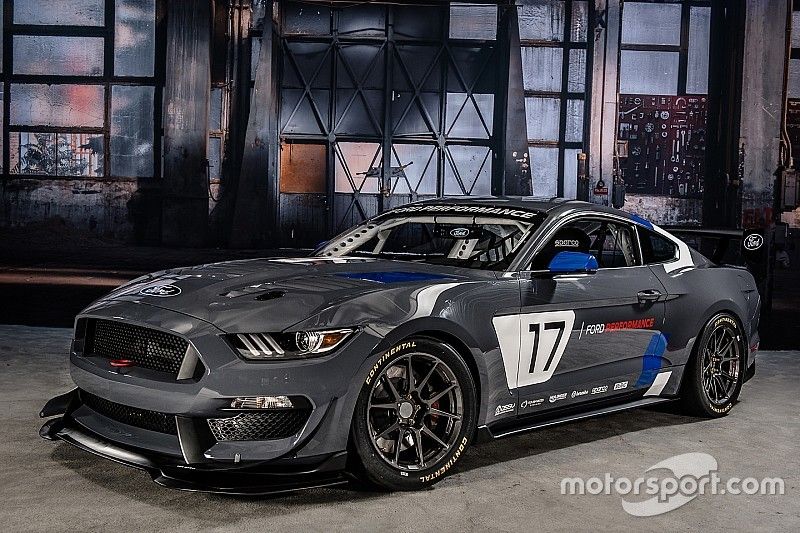 Ford Mustang GT4