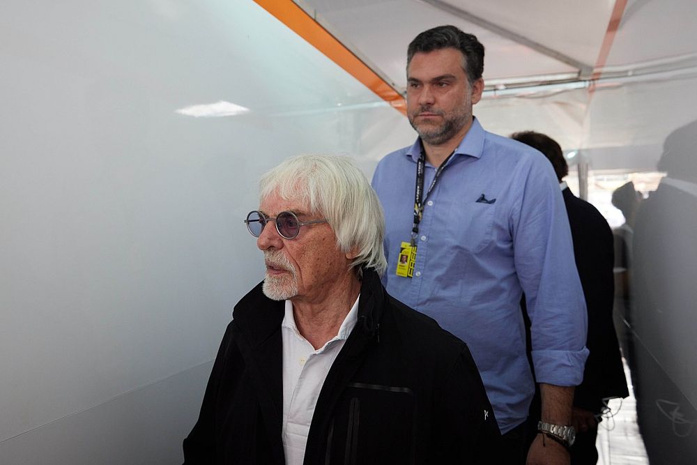 Bernie Ecclestone visita la categoría