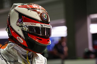 Videón Räikkönen ütközése Szingapúrból: ki volt a hibás?