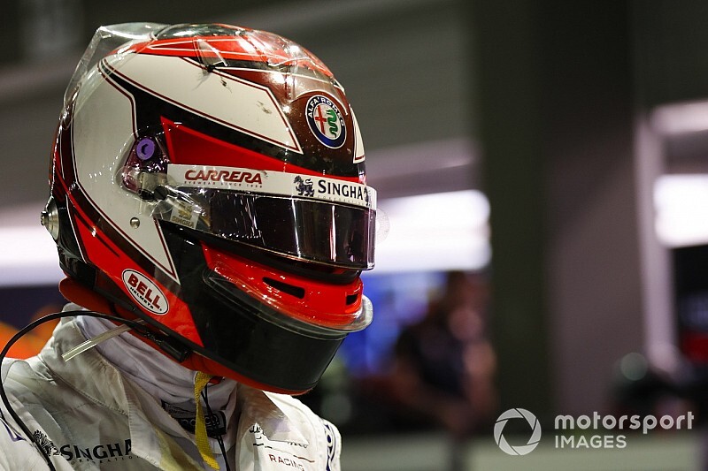 Videón Räikkönen ütközése Szingapúrból: ki volt a hibás?
