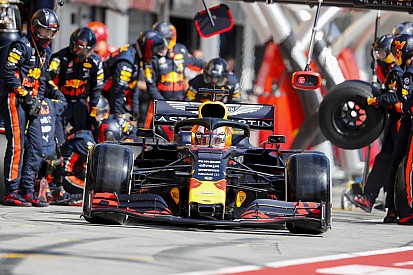 Villeneuve: "Honda'nın motorları 3-4 yarış dayanabiliyor"