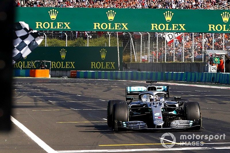 GP Hongaria: Strategi jitu, Hamilton kalahkan Verstappen